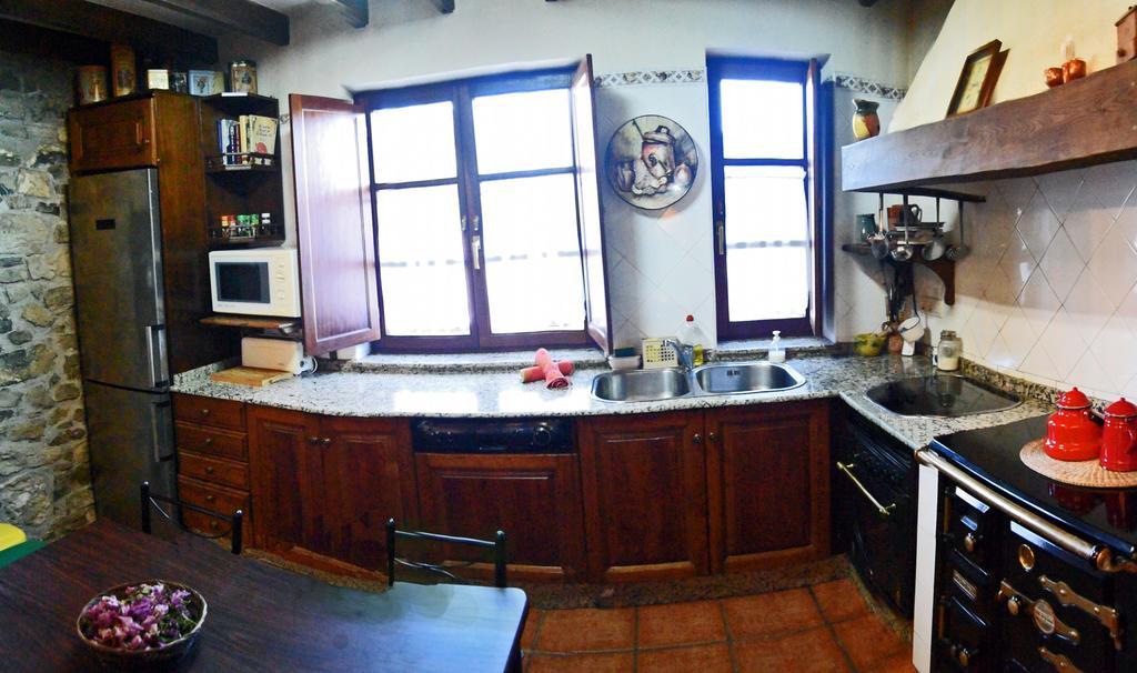 Trisqueles Y Buganvillas 比利亚维西奥萨 外观 照片