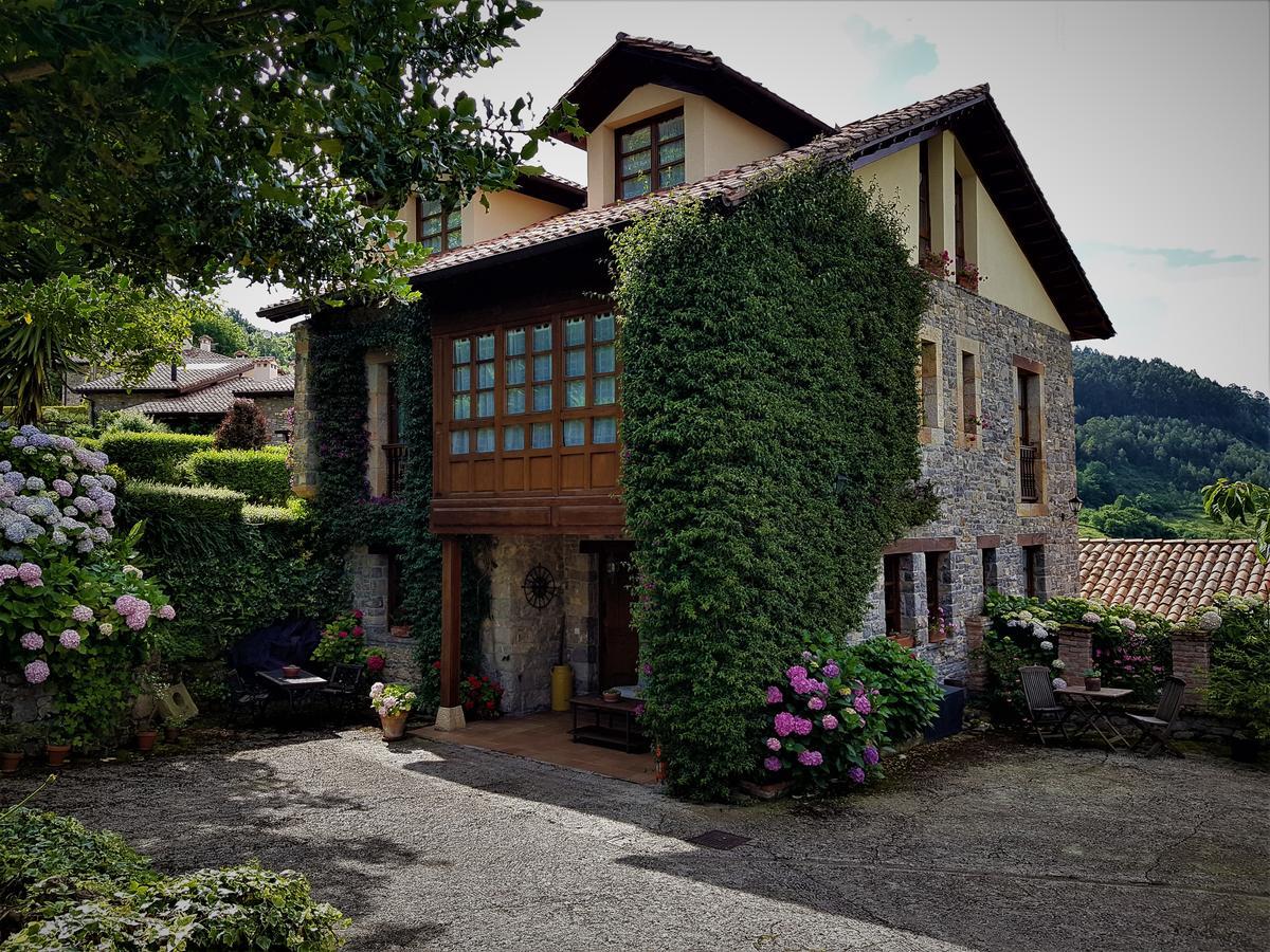 Trisqueles Y Buganvillas 比利亚维西奥萨 外观 照片